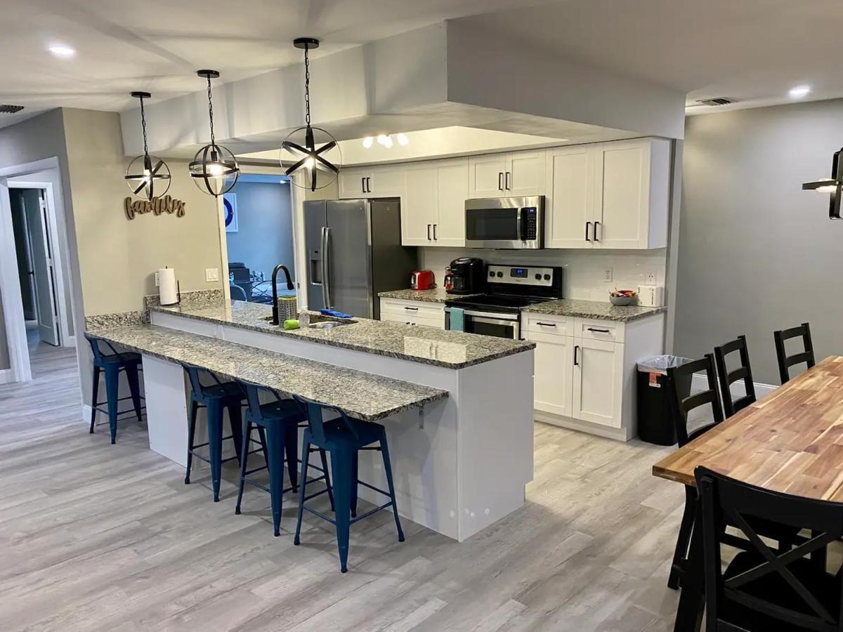 Spacious 5 Bedrooms 3 Bathrooms Family-Friendly Home With Heated Salt Pool Clearwater Exterior foto