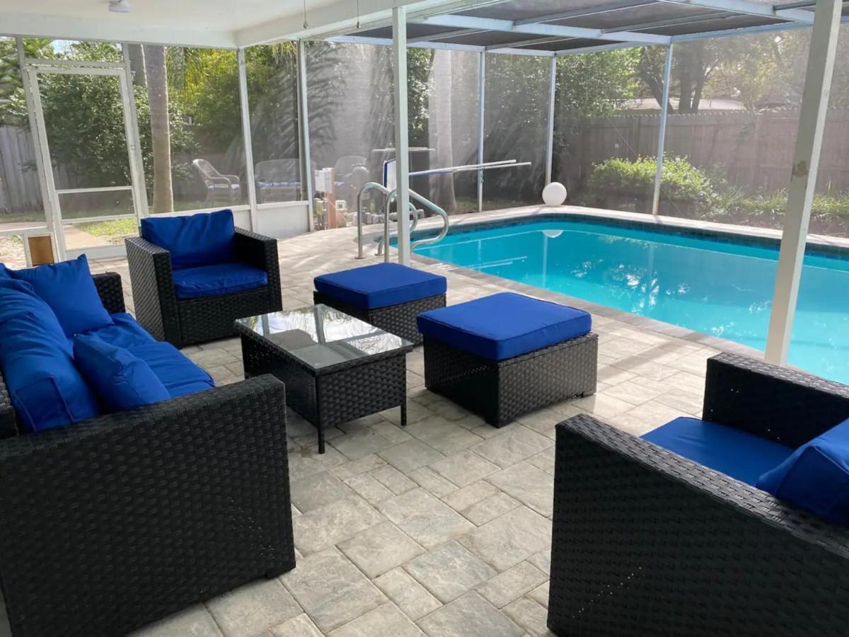Spacious 5 Bedrooms 3 Bathrooms Family-Friendly Home With Heated Salt Pool Clearwater Exterior foto